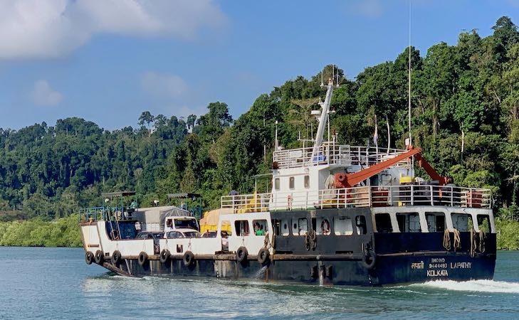 Vehicle ferry to Baratang