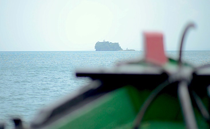 ferry-from-wandoor-to-red-skin-island.jpg