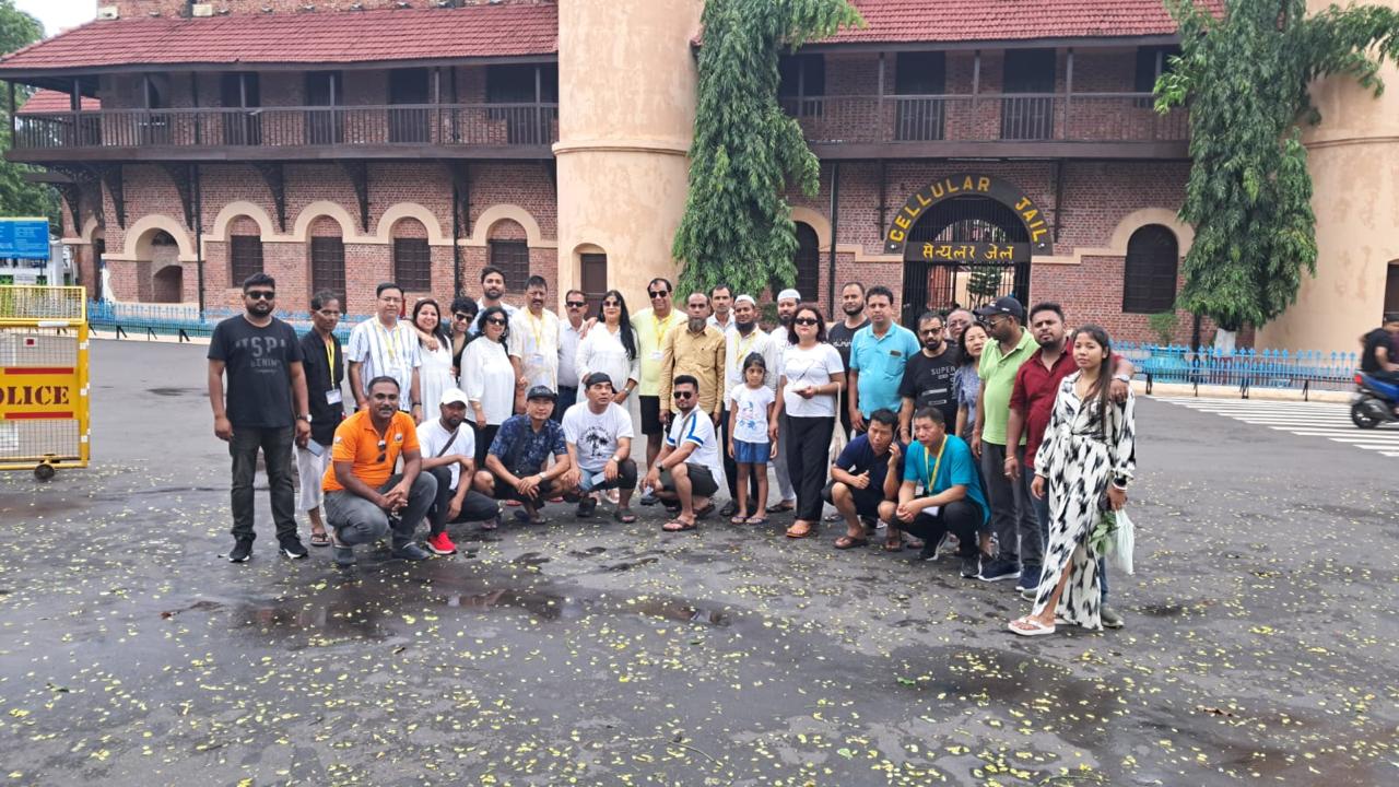 group tour visiting cellular jail